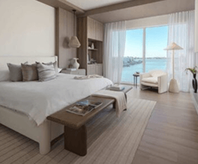 Bedroom with Mannington Swiss Oak flooring – flawlessly installed